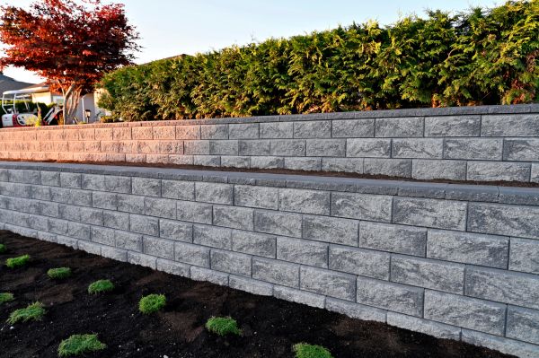 Concrete Retaining Wall Installation in Redwood City